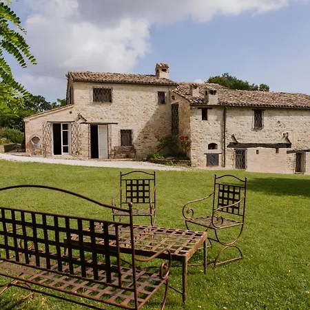 וילה Farmhouse La Siesta *