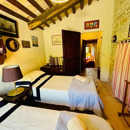 Farmhouse La Siesta וילה